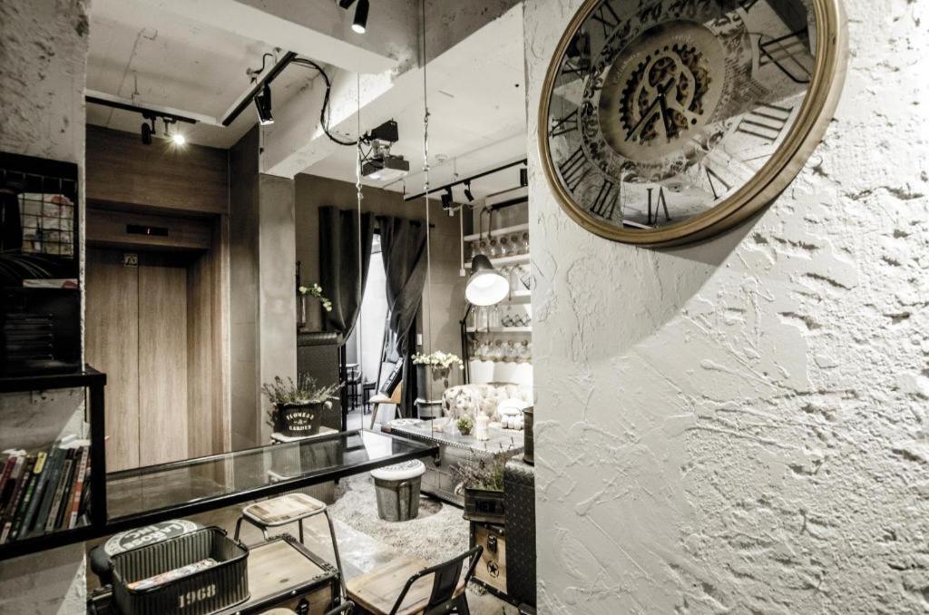 Mmmio Ii Design Myeongdong Motel 2*